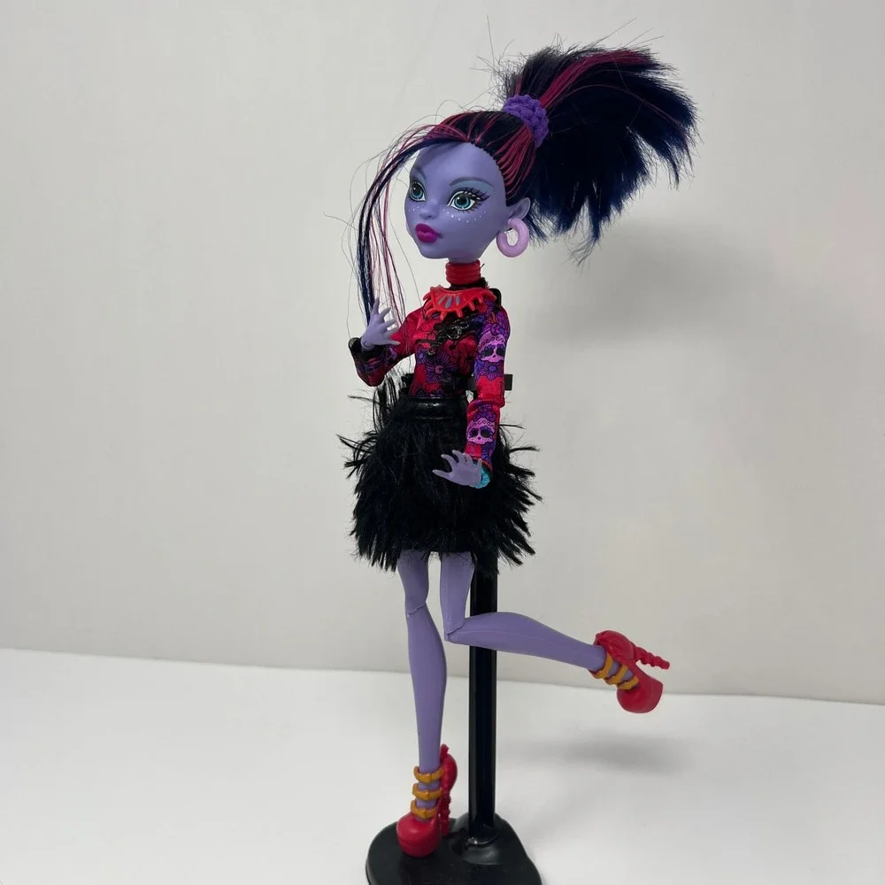Monster High Jane Boolittle Gloom and Bloom Doll Purple